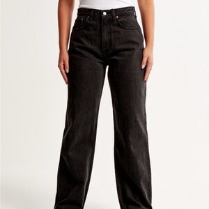Abercrombie & Fitch Women's Black Curve Love High Rise Loose Jean